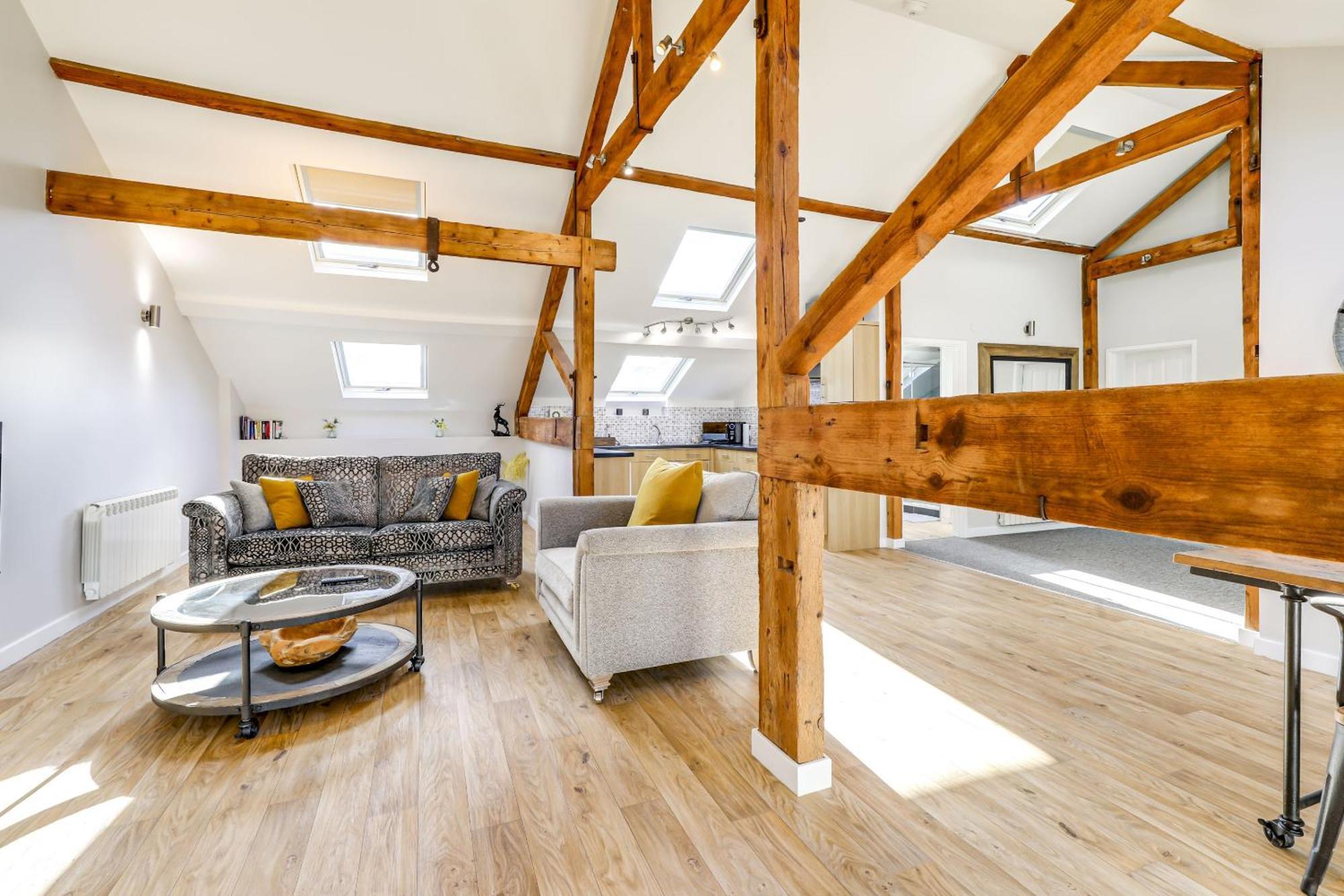The Old Warehouse Ely "Apartments" Bagian luar foto