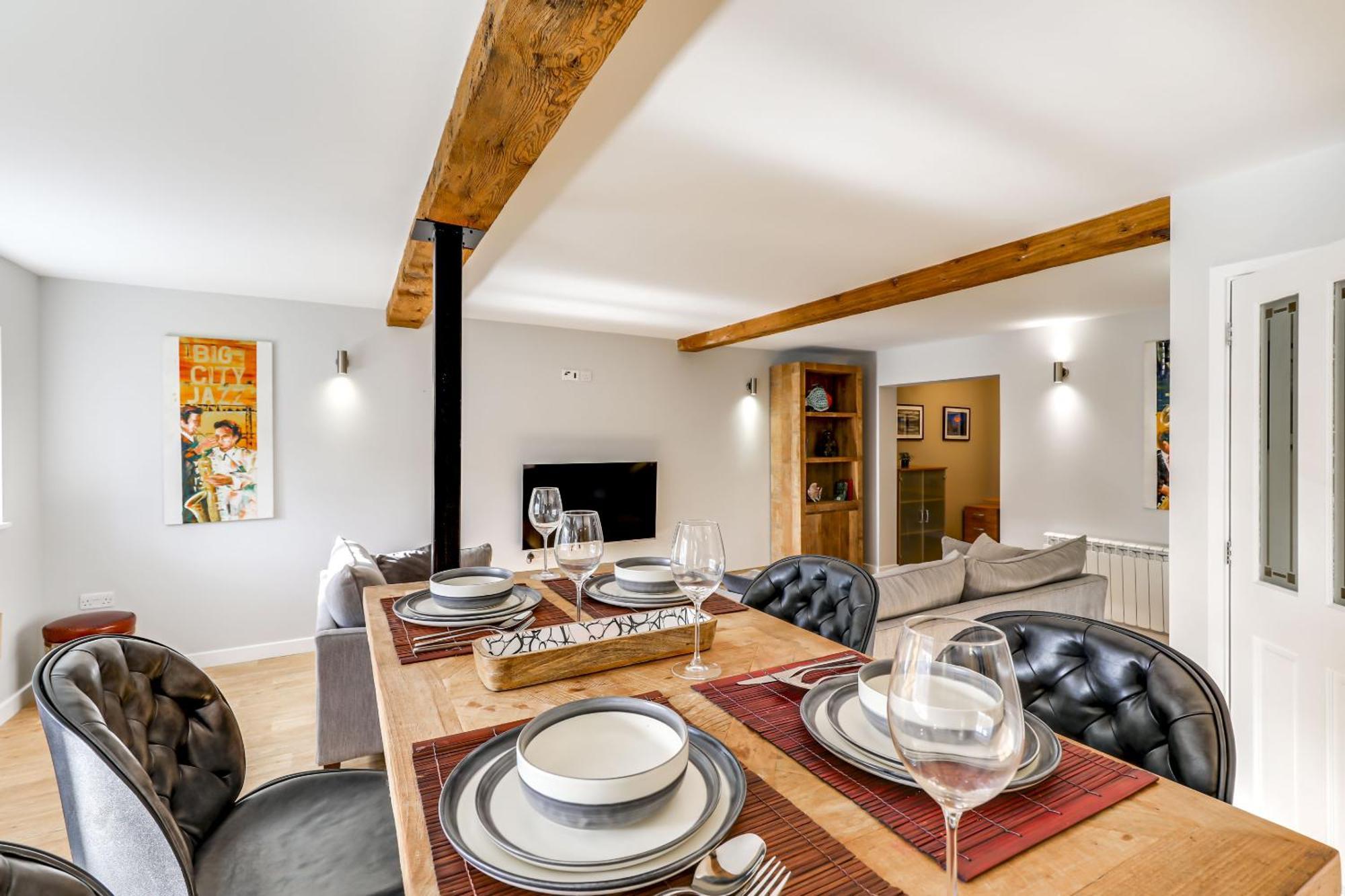 The Old Warehouse Ely "Apartments" Bagian luar foto
