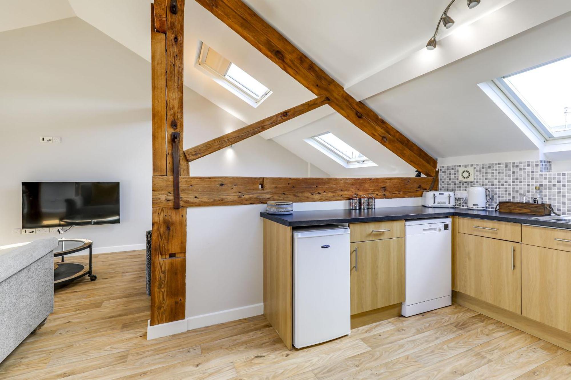The Old Warehouse Ely "Apartments" Bagian luar foto