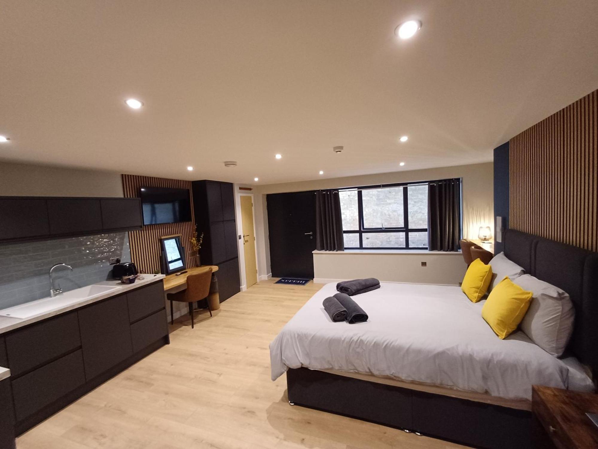 The Old Warehouse Ely "Apartments" Bagian luar foto